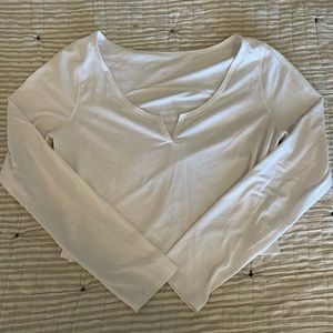 Lululemon cropped long sleeve Henley